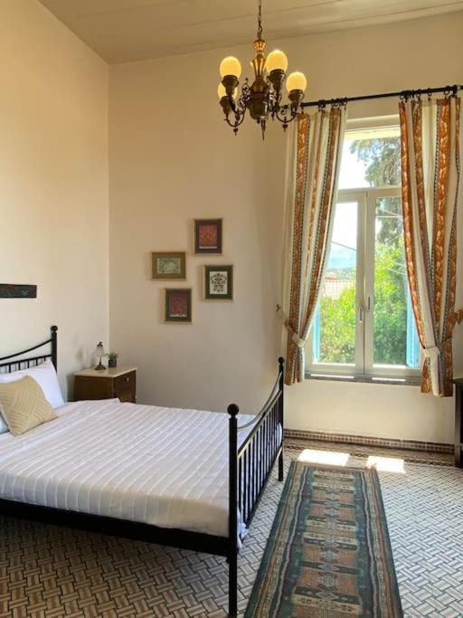 Yioklima - Renovated Neoclassical House With Two Bedrooms فاموس المظهر الخارجي الصورة